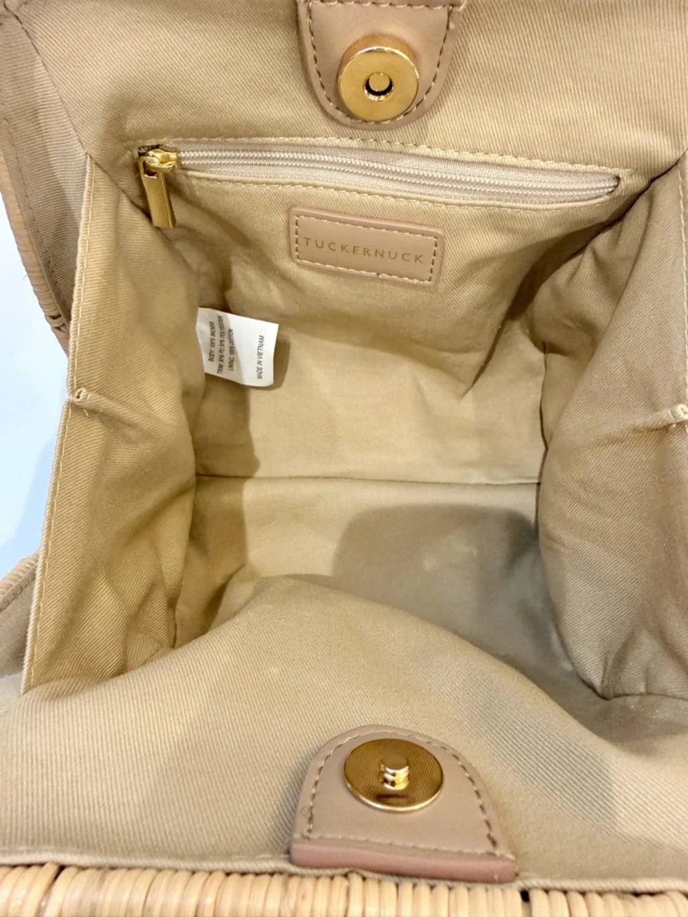 TUCKERNUCK ACCESSORIES Natural Wicker Wave Top Handle Bag - NWOT - Picture 10 of 11